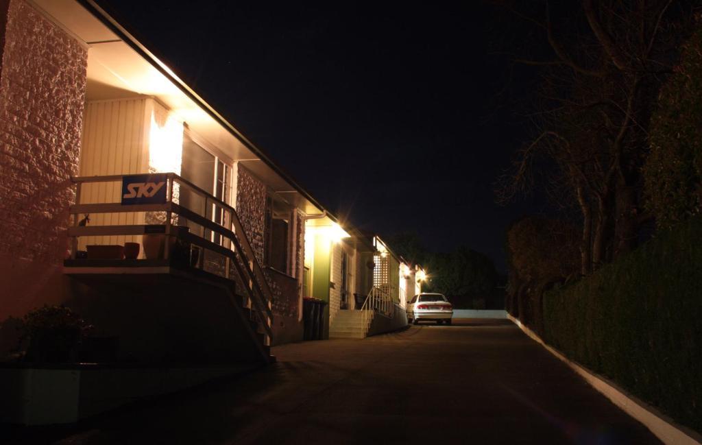 12 White Star Motel Timaru Exteriör bild